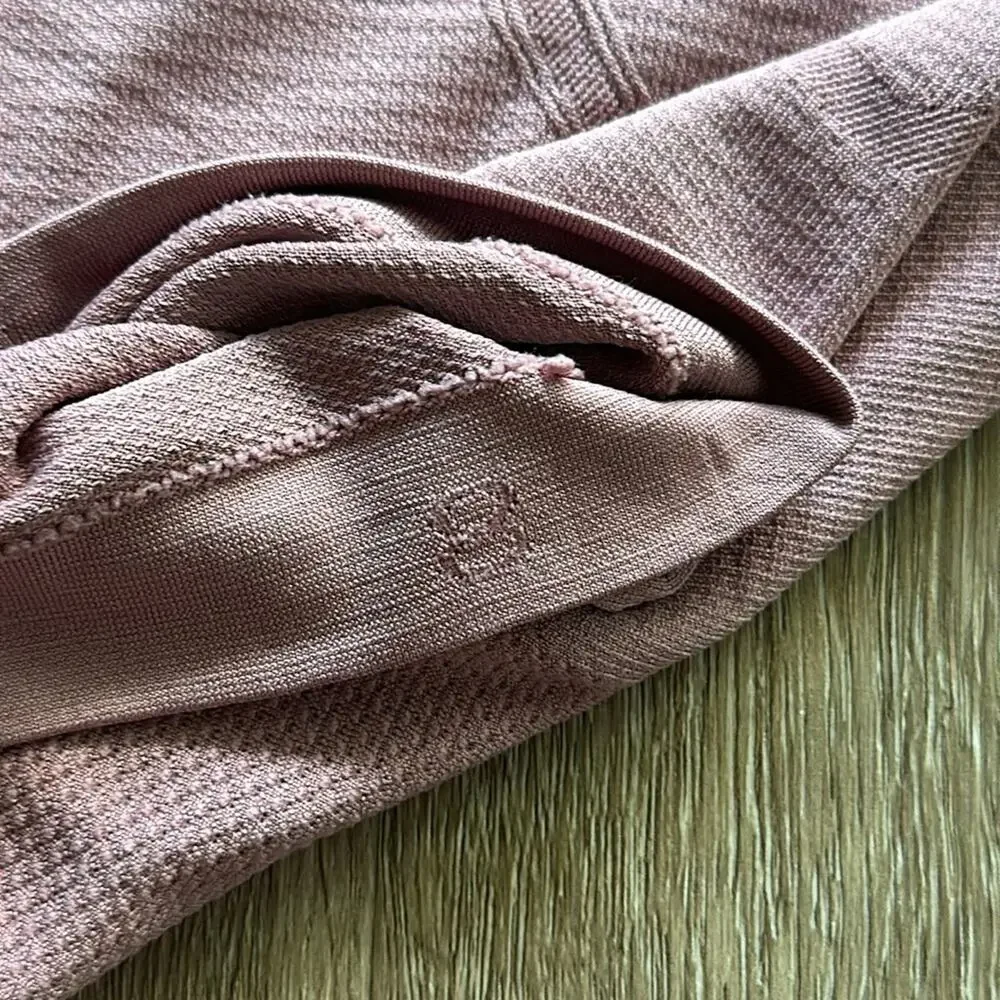 Lululemon Swiftly Tech Racerback Tank Top‎ Lilac Quartz Size 8 Lightweight